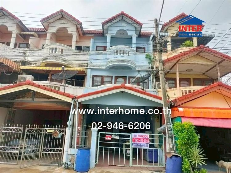ไม่ใช่ ทาวน์เฮ้าส์ 3 ชั้น 19.2 ตร.ว. หมู่บ้านพรทวีวัฒน์1 ถนนพหลโยธิน ถนนคลองหลวง คลองหลวง ปทุมธานี