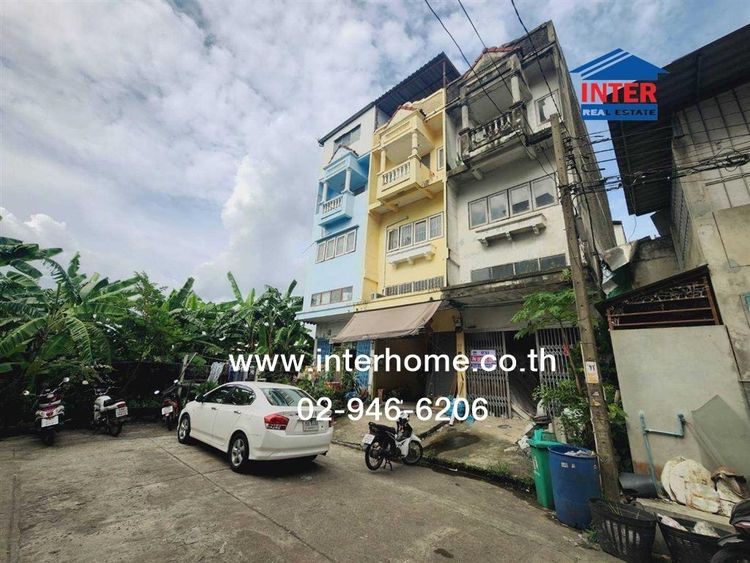 ไม่ใช่ อาคารพาณิชย์ 3 ชั้น 13 ตร.ว. หมู่บ้านศรีเพชร เพชรเกษม106 ซอยเพชรเกษม106 ถนนเพชรเกษม เขตภาษีเจริญ กรุงเทพมหานคร