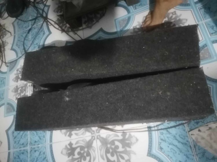 ลำโพงชุด ดอกคู่ขนาด 6.5 นิ้ว 380 wattพร้อมตู้มี  1คู่  CCON ดังดีใช้ได้ ขายเพราะไม่มีที่วางสภาพดูตามรูปได้เลย ขายยกคู่ รูปที่ 6