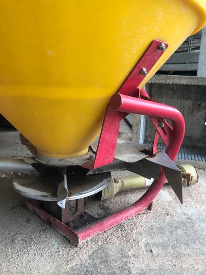 เครื่องหว่านปุ๋ย รูปที่ 3