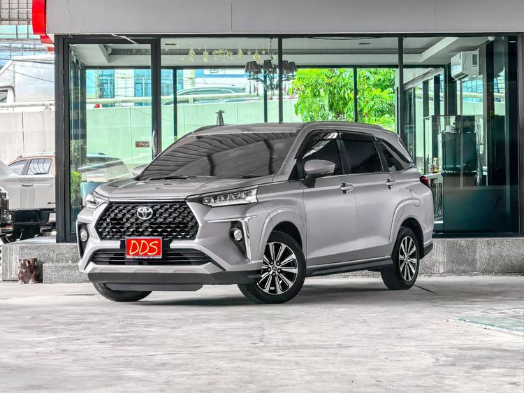 รถ Toyota Veloz 1.5 Smart สี เทา