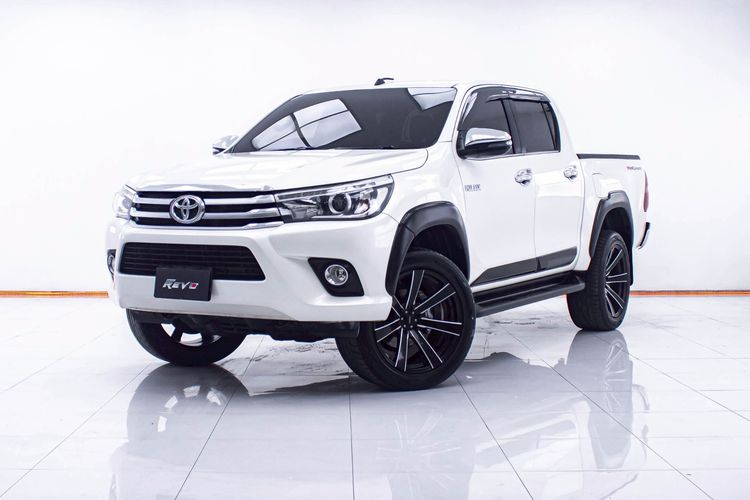 รถ Toyota Hilux Revo 2.4 G สี ขาว