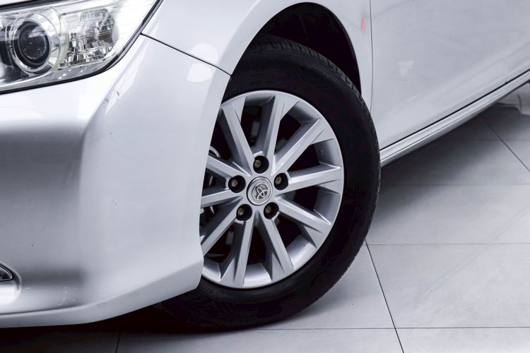 Toyota Camry 2013 2.0 G Sedan เบนซิน LPG เกียร์อัตโนมัติ เทา รูปที่ 4