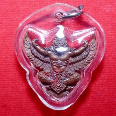 พญาครุฑ หลวงพ่อวราห์