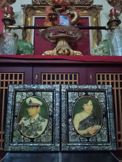พระบรมฉายาลักษณ์ในหลวงพระราชินีประดับมุกแท้ฝีมือชั้นเอกจากศูนย์ศิลปาชีพบางไทร รูปที่ 14