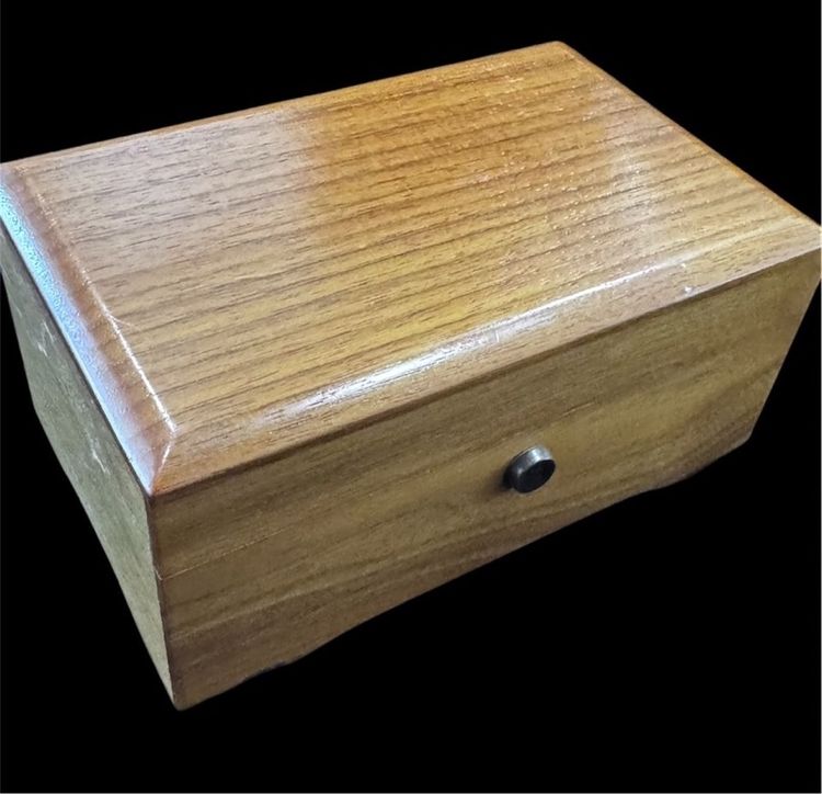 Reuge Music Unchained Melody 2 tone 36 Note Walnut Music Box กล่องดนตรีสวิส รูปที่ 4