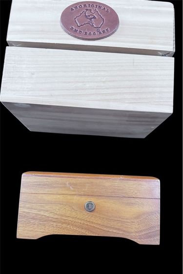 Reuge Music Unchained Melody 2 tone 36 Note Walnut Music Box กล่องดนตรีสวิส รูปที่ 5