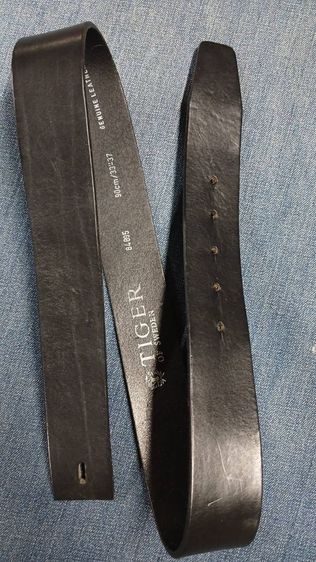 สายเข็มขัดTiger of Sweden
เอว 31 ถึง 35 กว้าง 1.5
ยาวทั้งเส้น 39 แบรนด์แพง
หนังสวย มีรอยตามใช้
 รูปที่ 8