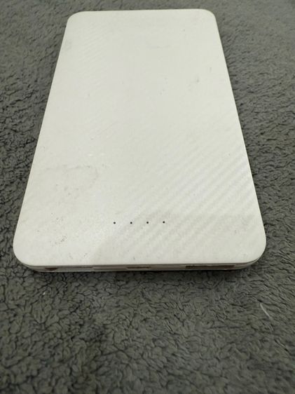 แบตสำรอง Eloop สีขาว