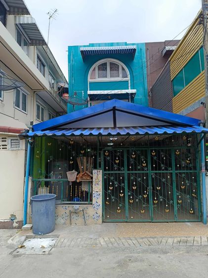 ขายทาวน์เฮ้าส์  หมุ่บ้านวิลเลจ   ซ.คลองหลวง 21 ทำเลทอง คลองหลวง 21 ใกล้บุญถาวร รังสิต - เหมาะอยุ่อาศัย