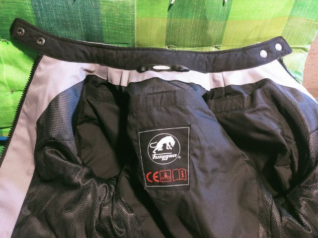 เสื้อการ์ด furygan สวยๆเลยครับ ตัวนี้ใหม่ 2300บ. รูปที่ 6