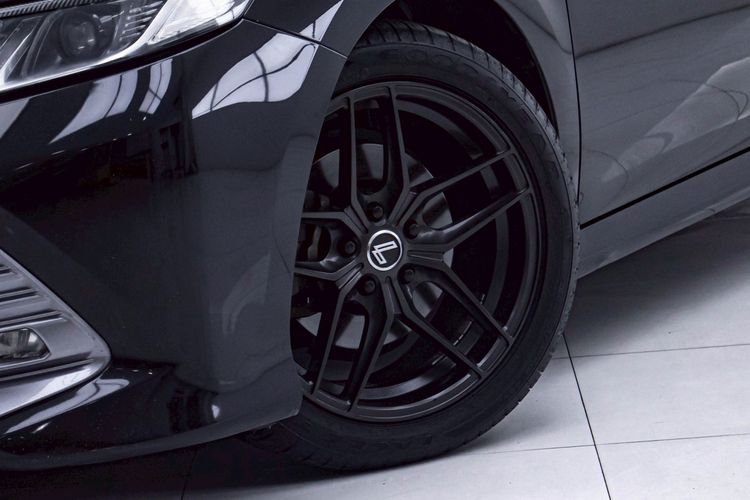 Toyota Camry 2019 2.0 G Sedan เบนซิน ไม่ติดแก๊ส เกียร์อัตโนมัติ ดำ รูปที่ 4