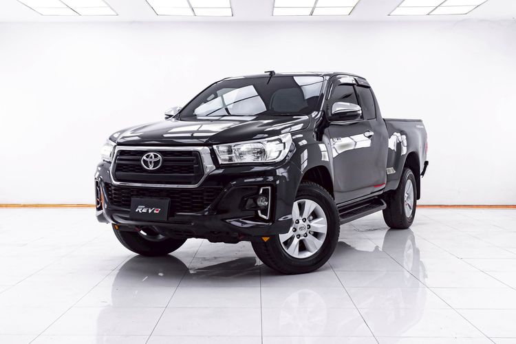 รถ Toyota Hilux Revo 2.4 J Plus Prerunner สี ดำ