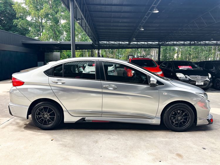 Honda City 2017 1.5 V i-VTEC Sedan เบนซิน เทา รูปที่ 4