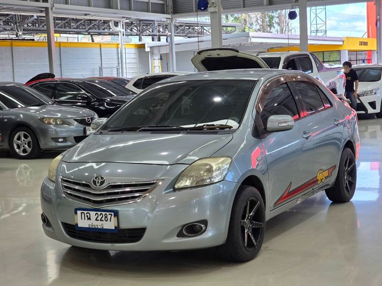 รถ Toyota Vios 1.5 E สี เทา