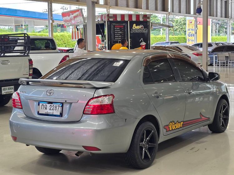 Toyota Vios 2011 1.5 E Sedan เบนซิน ไม่ติดแก๊ส เกียร์อัตโนมัติ เทา รูปที่ 4
