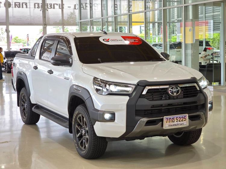 Toyota Hilux Revo 2024 Double Cab Prerunner 2x4 2.4 Rocco Pickup ดีเซล ไม่ติดแก๊ส เกียร์อัตโนมัติ ขาว รูปที่ 2
