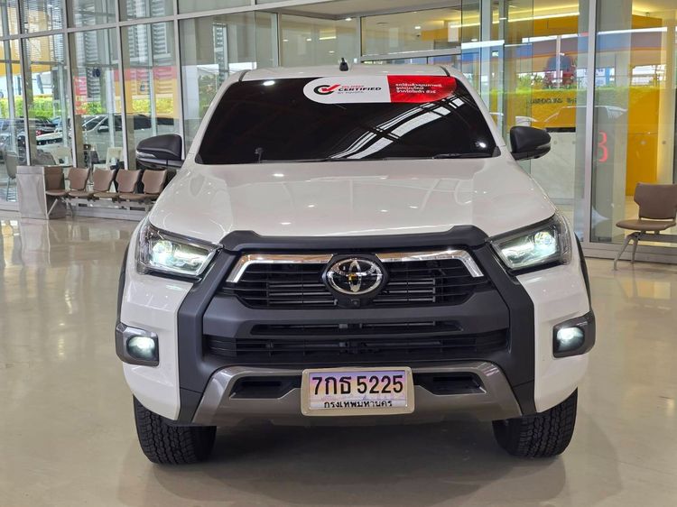 Toyota Hilux Revo 2024 Double Cab Prerunner 2x4 2.4 Rocco Pickup ดีเซล ไม่ติดแก๊ส เกียร์อัตโนมัติ ขาว รูปที่ 3