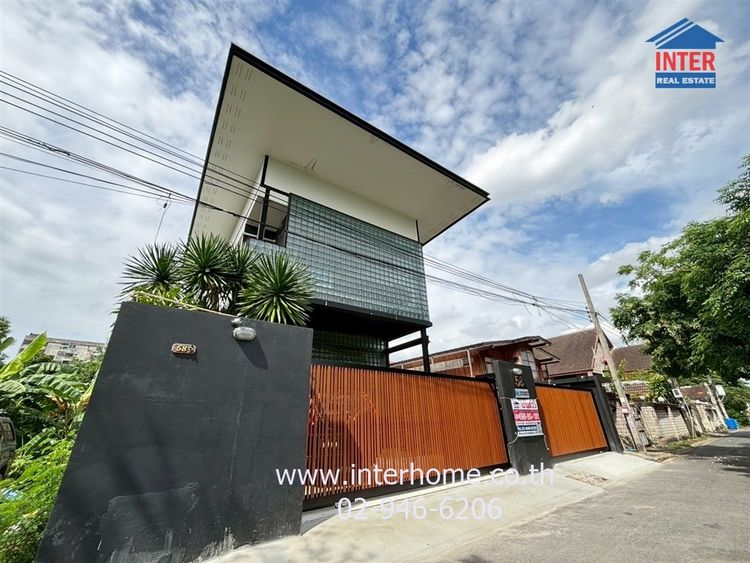 โฮมออฟฟิศ 2 ชั้น 94 ตร.ว. ซอยนาคนิวาส37 ใกล้ห้างเซ็นทรัล อีสต์วิลล์ ซอยนาคนิวาส37 แยก1-4 ถนนลาดพร้าว ถนนนาคนิวาส เขตลาดพร้าว  รูปที่ 2