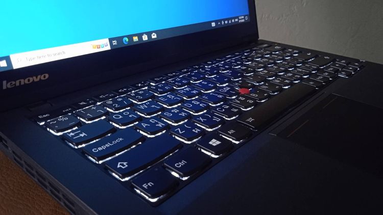 Thinkpad i7 ram8 ssd 256 จอทัช สวยๆ