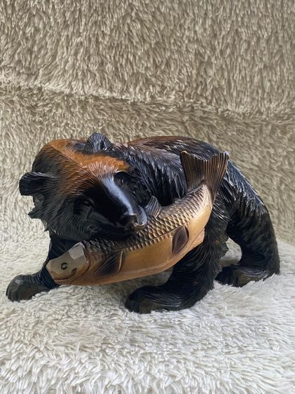 ไม้แกะหมีคาบปลาแซลม่อน รูปที่ 3