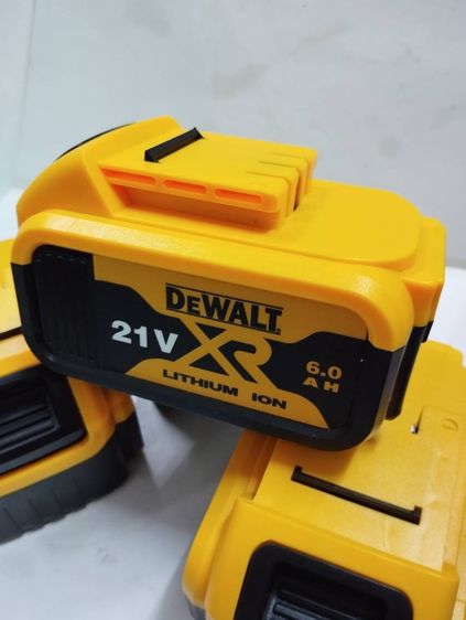 อื่นๆ แบตฯใหม่ทรง DEWALT เครื่องมือไฟฟ้ไร้สาย ใช้กับเครื่องมือไฟฟ้าไร้สายหลายยี่ห้อต่างๆ เก็บปลายทาง