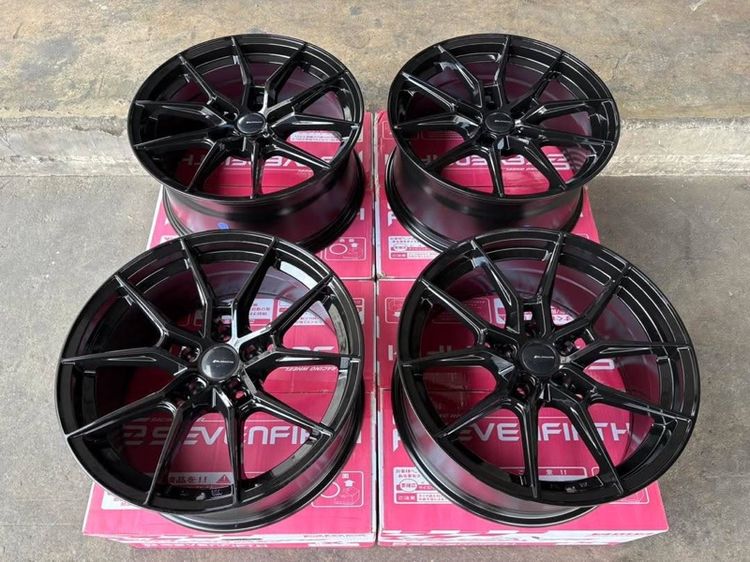 18" ล้อแม็กมือ1 ขอบ18 RR11 5รู114 กว้าง8.5 ออฟ35 สีดำเงา ล้อเบา FLOW FORMING งานSEVENFIFTH งานสวยมาก 