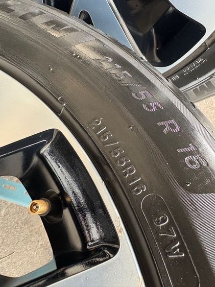 ล้อแม็กขอบ16 HONDA CIVIC มีรอยตามการใช้งาน พร้อมยางMICHELIN215-55-16 ปี22 ปีแท้  รูปที่ 10