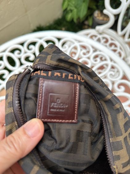 Fendi แท้ รูปที่ 4