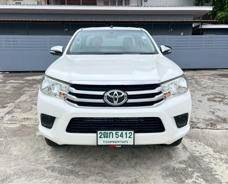 รถ Toyota Hilux Revo 2.4 J Plus Prerunner สี ขาว