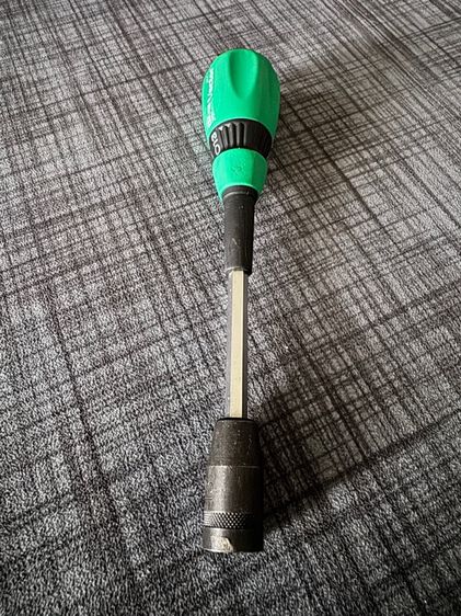 ไขควงน็อต VESSEL Vector Nut Driver เบอร์ 13