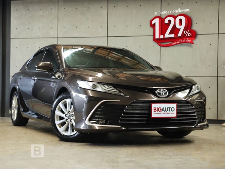 รถ Toyota Camry 2.5 Sport สี เทา