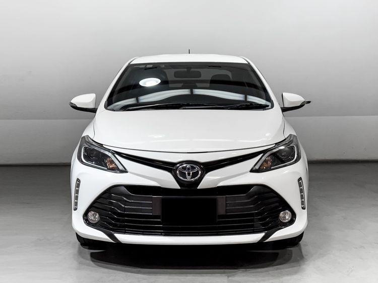 Toyota Vios 2021 1.5 Mid Sedan เบนซิน เกียร์อัตโนมัติ ขาว รูปที่ 2