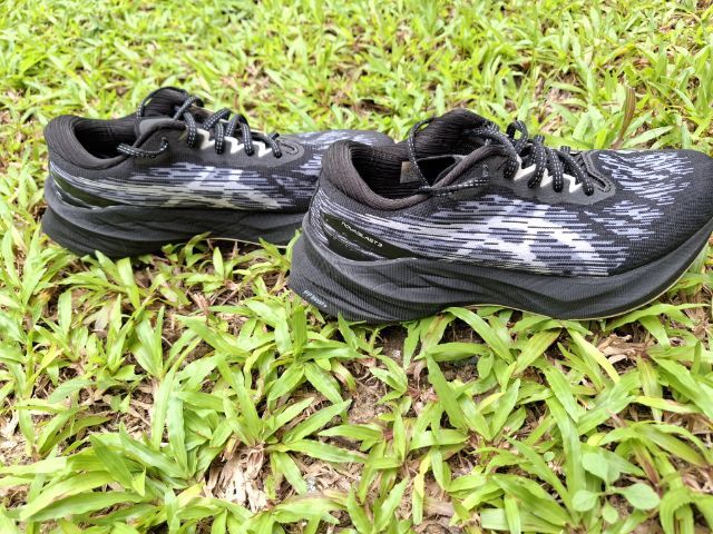 novablast 3 size us8, euro41.5 รูปที่ 3