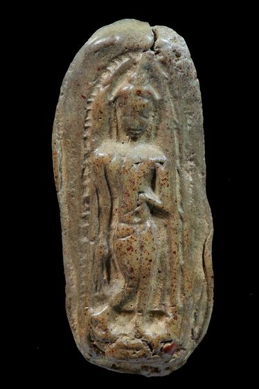 พระกำเเพงลีลาเม็ดขนุน AA129