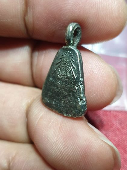 เหรียญจอบเล็ก หลวงพ่อเงิน วัดบางคลาน ปี 2528 รุ่น ร่วมใจสร้างสะพาน เนื้อเงิน ขนาดเล็กสำหรับเด็ก และสตรี หายยากครับ รูปที่ 2