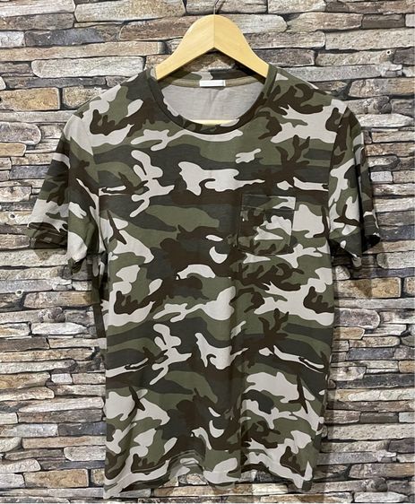 อื่นๆ อื่นๆ แขนสั้น เสื้อทีเชิ้ต อื่นๆ เสื้อGu❗️sale