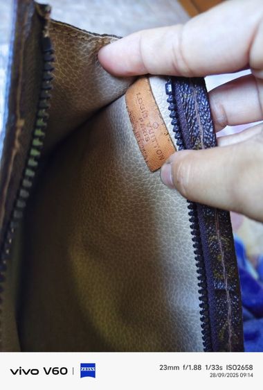 Vintage Louis Vuitton Clutch bagแท้ รูปที่ 8