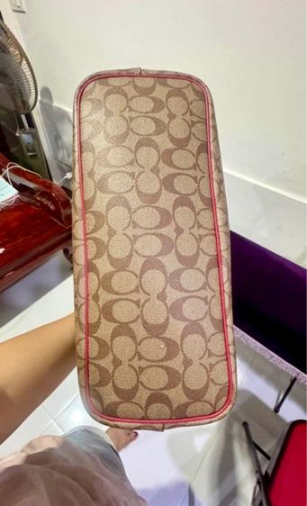 กระเป๋าสะพาย coach ของแท้ 13 นิ้ว รูปที่ 4