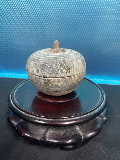 โถฝา ลายดำใต้เคลือบ บ้านป่ายาง ศรีสัชนาลัย พุทธศตวรรษที่ 21 รูปที่ 5