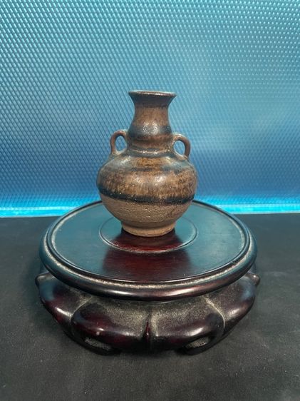 กระปุกน้ำเต้าเคลือบสีน้ำตาล บ้านป่ายาง ศรีสัชนาลัย พุทธศตวรรษที่ 21  รูปที่ 2