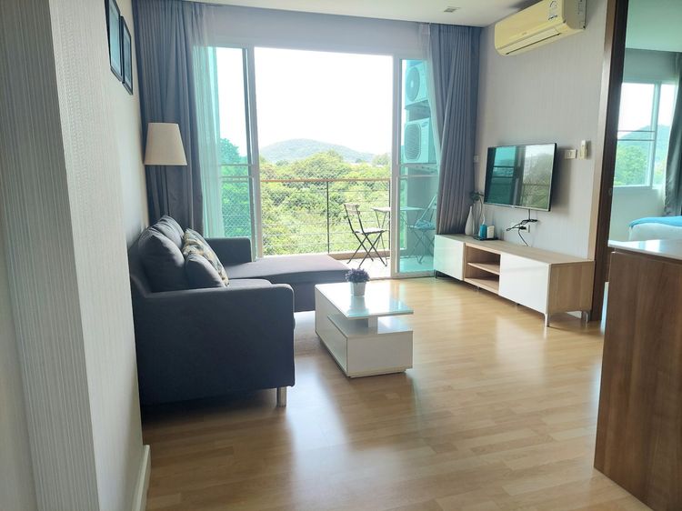 อื่นๆ ไม่อนุญาต ตกแต่งครบ 2012 Sell GreenLake Condo Sriracha fully furnished  Nice 49 sqm near Robinson Central, J-Park and Assumption College                        รูปที่ 2