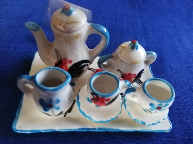 ชุดของจิ๋ว 7 แบบ สภาพดี ของใหม่ เป็นของสะสม (2 ชุดสีชมพู มาจาก ตปท.) รูปที่ 6