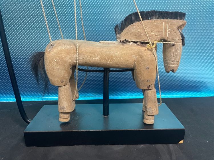 ม้าไม้ หุ่นเชิดเก่า พร้อมฐานตั้งโชว์ รูปที่ 4
