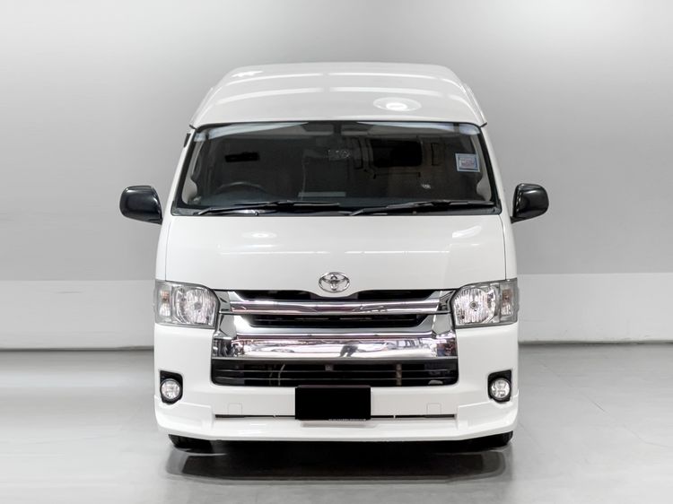 Toyota Commuter 2019 3.0 Van ดีเซล เกียร์อัตโนมัติ ขาว รูปที่ 2