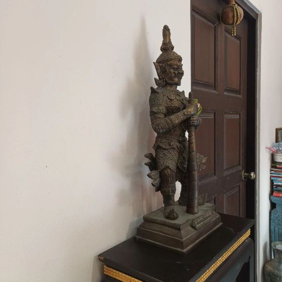 ท้าวเวสสุวัณมหาราช (ท้าวเวสสุวรรณ) สูง 26 นิ้ว

 รูปที่ 4