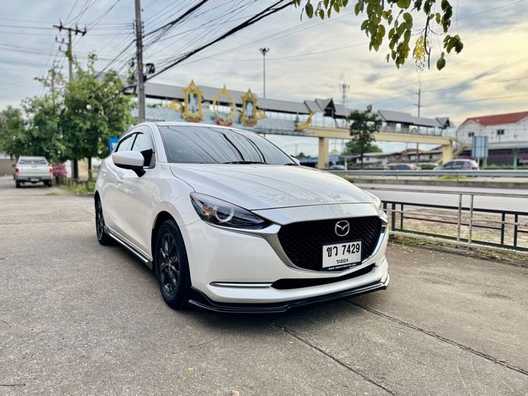 Mazda Mazda 2 2023 1.3 SP Sports Sedan เบนซิน ไม่ติดแก๊ส เกียร์อัตโนมัติ ขาว รูปที่ 2