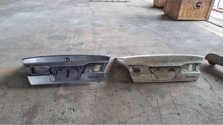 ฝากระโปรงหลังaccord g6 euro R  Torneo