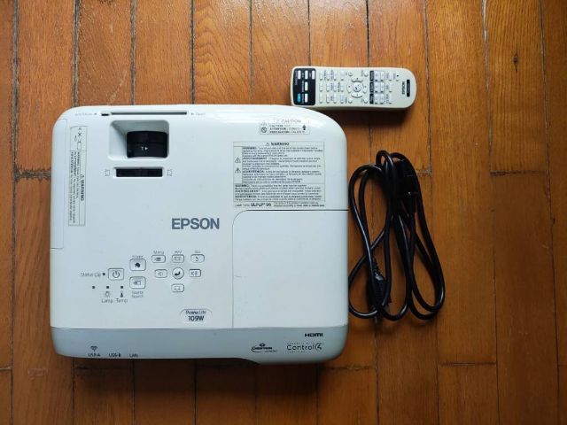 Epson projector 4,000 lumens