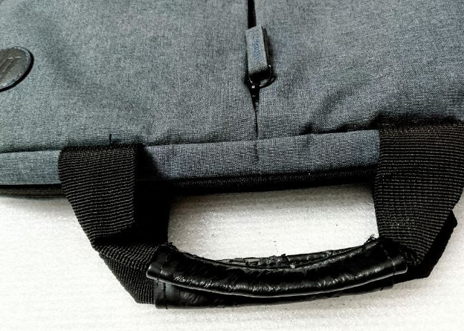 🔹โปรวันนี้..จัดส่งฟรี‼️กระเป๋าถือสะพาย โน๊ตบุ๊ค HP สภาพค่อนข้างใหม่ รูปที่ 8